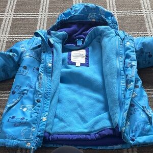 Cat & Jack size 5T winter Jacket coat with Car Print